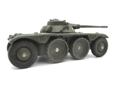 DINKY TOYS Panhard EBR 80A jantes concaves