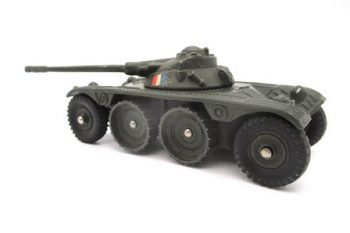 DINKY TOYS Panhard EBR 80A jantes concaves