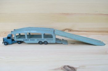 DINKY TOYS Bedford Pullmore car transporter 982